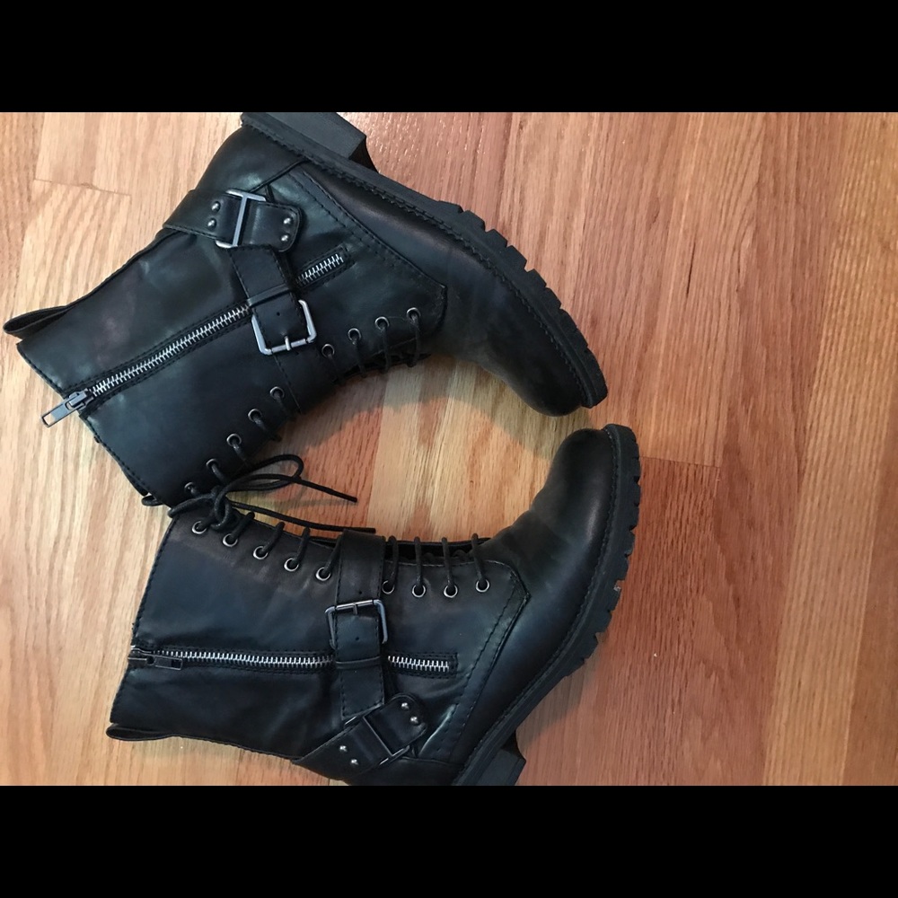 Mojo moxy Combat boot